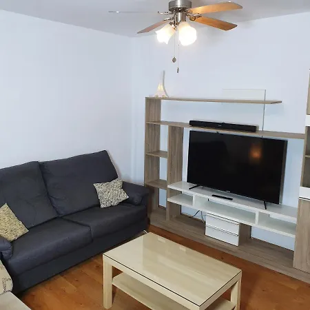 Apartment 1f, Aire Acondic, 80m2, 2 Dormitorios, 4 Huespedes, Wifi Gratis