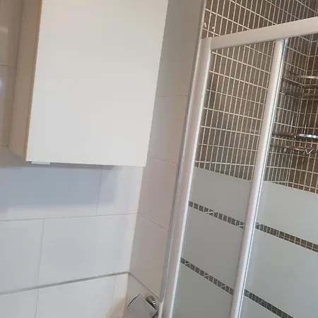 1f, Aire Acondic, 80m2, 2 Dormitorios, 4 Huespedes, Wifi Gratis